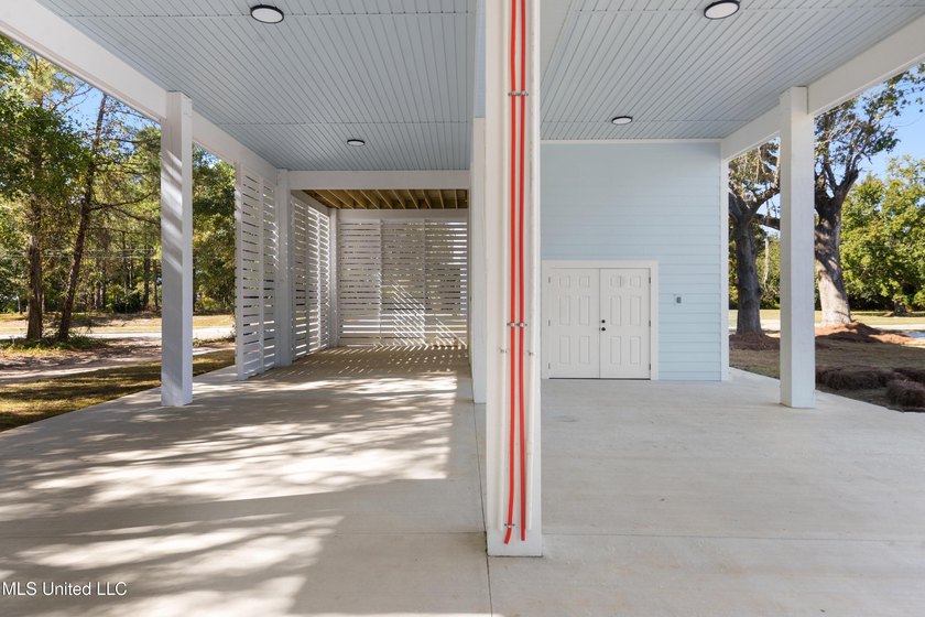 Looking for a home close to the Beach, well this is it, you can - photo 27