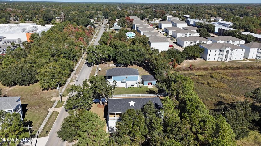Looking for a home close to the Beach, well this is it, you can - photo 34