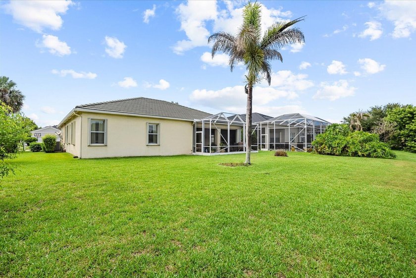 Lakefront living, extra space, and everyday convenience in Lake - photo 37