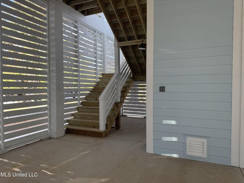 Looking for a home close to the Beach, well this is it, you can - photo 40