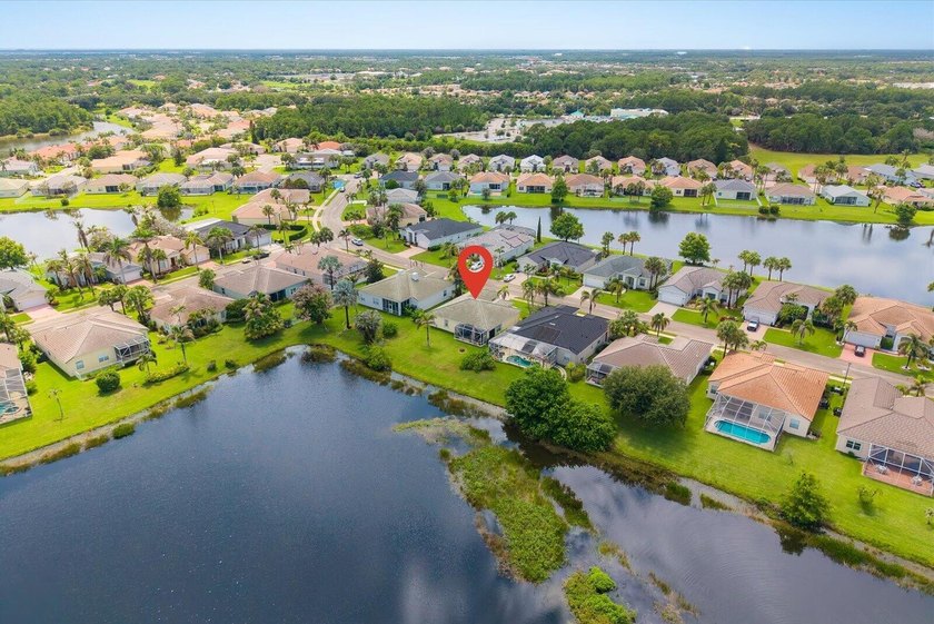 Lakefront living, extra space, and everyday convenience in Lake - photo 42