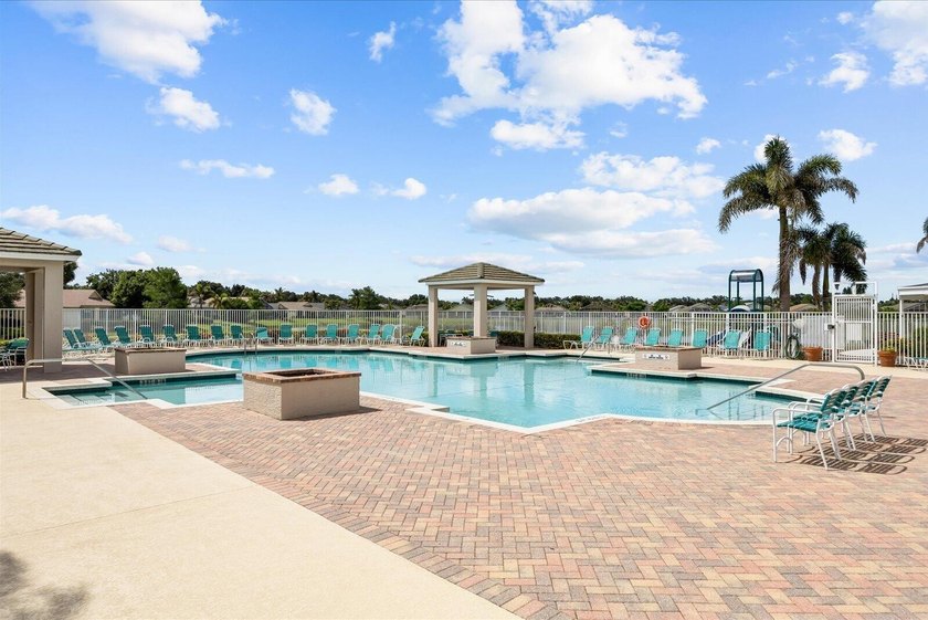 Lakefront living, extra space, and everyday convenience in Lake - photo 46