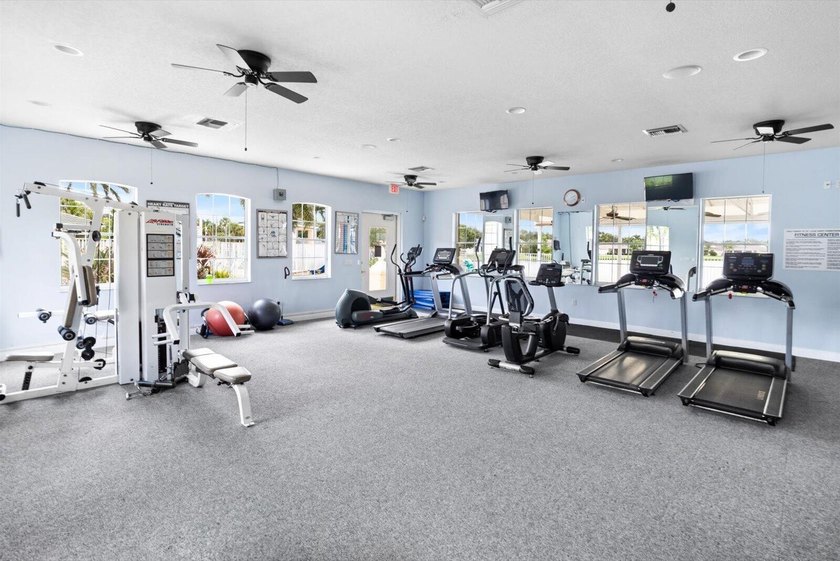 Lakefront living, extra space, and everyday convenience in Lake - photo 49