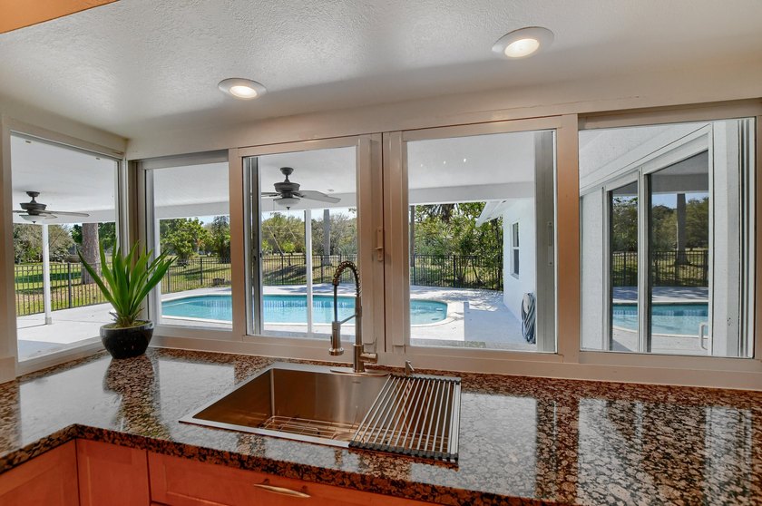Amazing opportunity to live in the heart of Boca Raton - photo 11