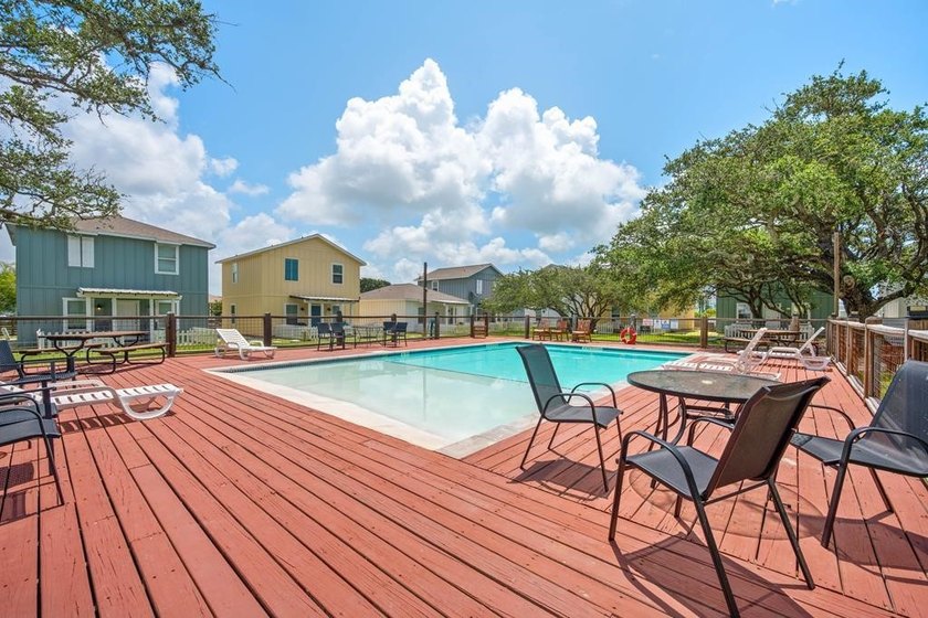 Welcome to easy coastal living in this stand-alone condominium - photo 19