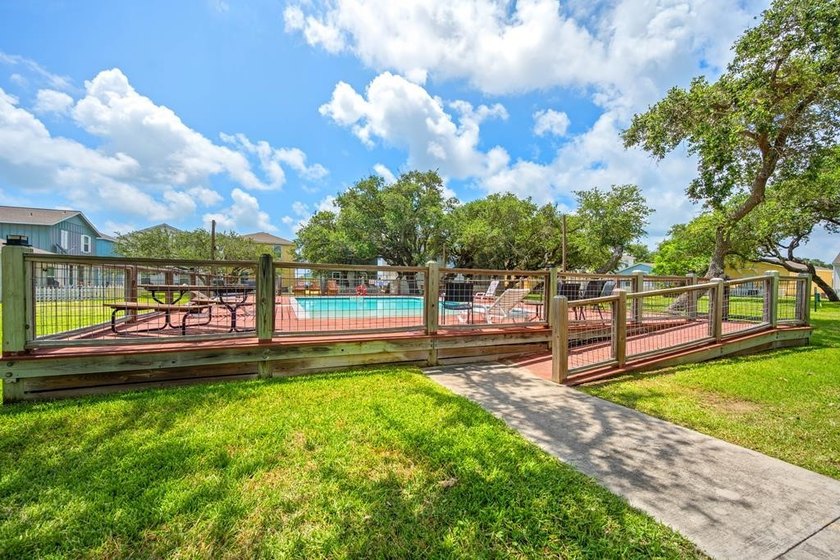 Welcome to easy coastal living in this stand-alone condominium - photo 22