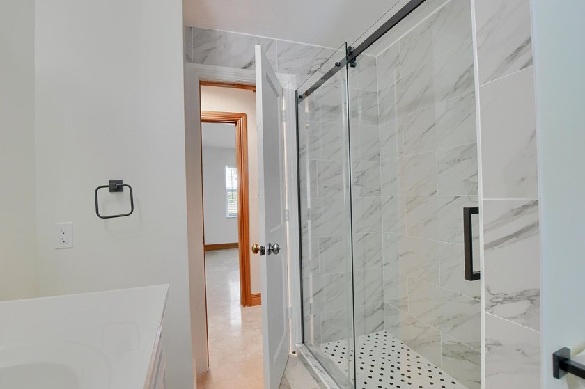 Amazing opportunity to live in the heart of Boca Raton - photo 35