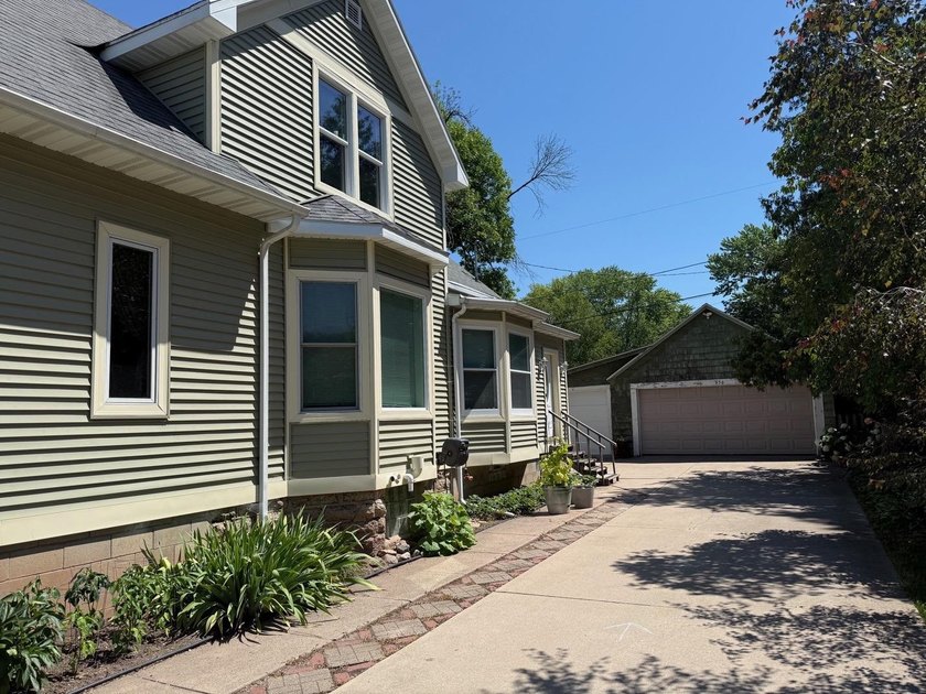 Opportunity awaits the lucky new owners of this fantastic 1 - photo 11