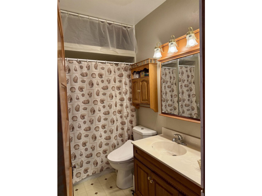 Opportunity awaits the lucky new owners of this fantastic 1 - photo 32