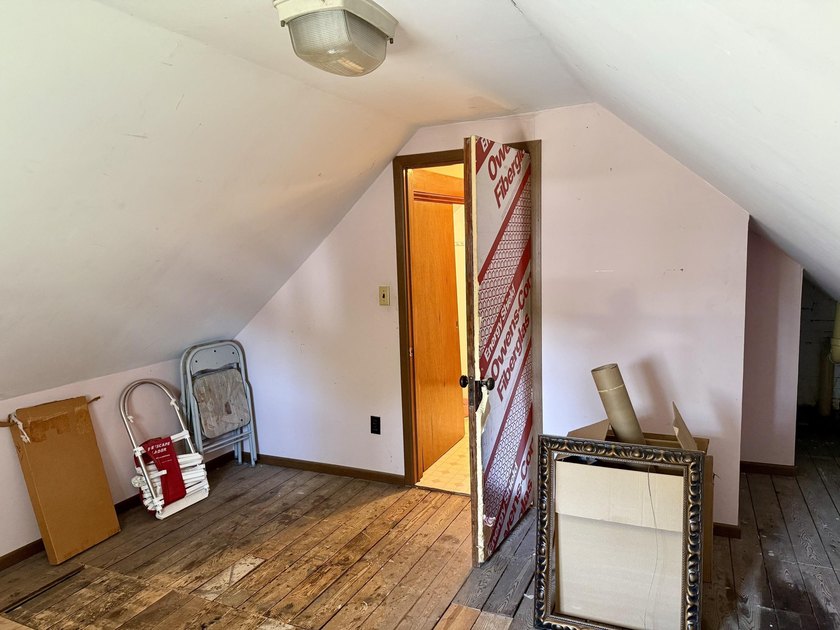 Opportunity awaits the lucky new owners of this fantastic 1 - photo 46