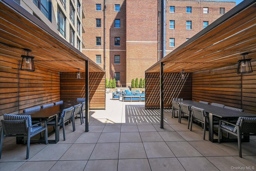 Welcome to unit 8D, your new home at the BLVD Condominiums! - photo 22