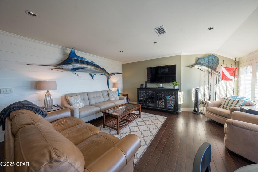 This completely renovated Bayview Villa is located in Bay Point - photo 5