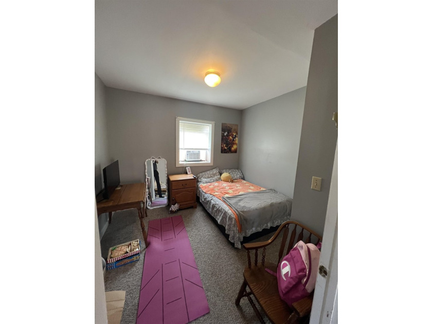 Great investment opportunity in a prime downtown location! This - photo 11