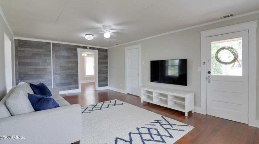 Experience the best of Lynn Haven living in this charming Home - photo 11