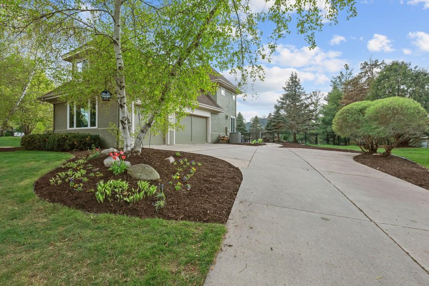 Beautiful home located in the highly sought after Liberty on the - photo 12