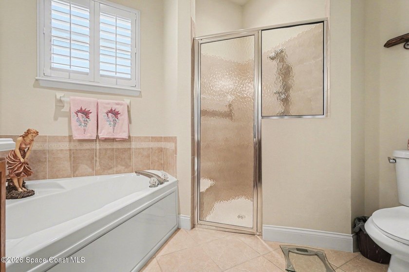 Welcome to Alamanda Key, a highly desirable 55+ gated community - photo 17