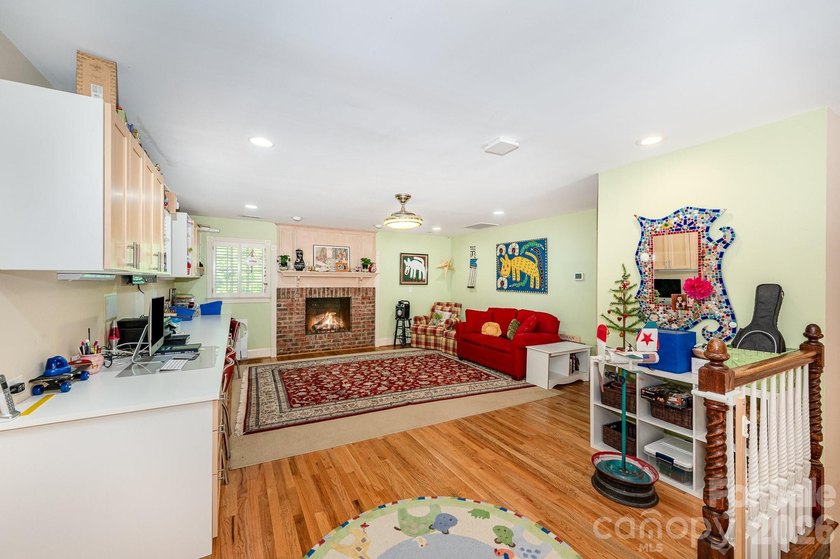 Motivated Seller open to Owner Financing! Don't miss this - photo 25