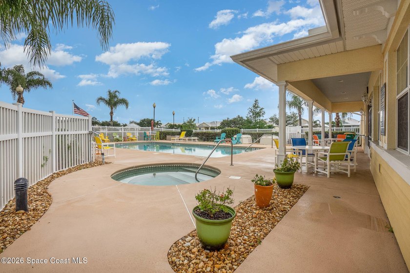 Welcome to Alamanda Key, a highly desirable 55+ gated community - photo 29