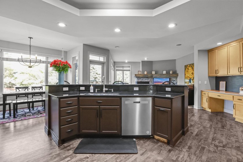 Beautiful home located in the highly sought after Liberty on the - photo 31