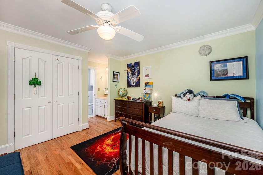 Motivated Seller open to Owner Financing! Don't miss this - photo 32