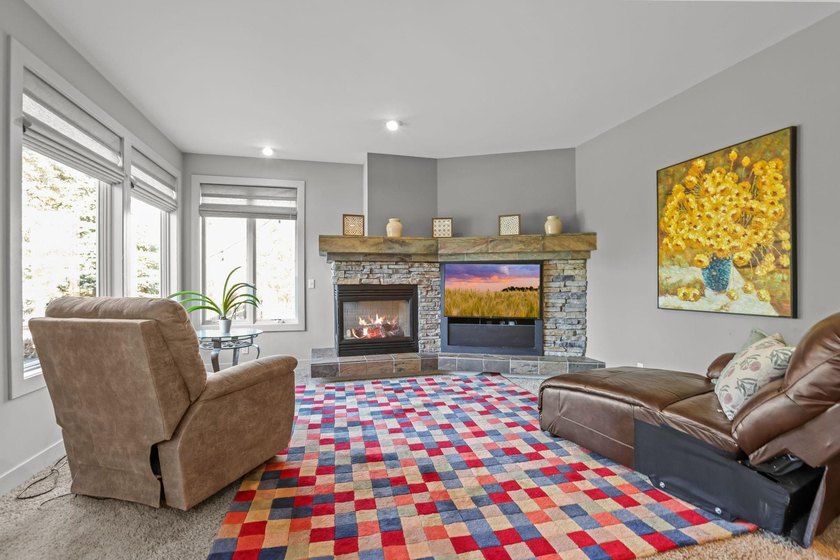 Beautiful home located in the highly sought after Liberty on the - photo 33