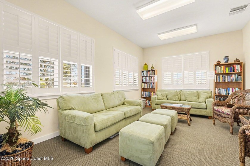 Welcome to Alamanda Key, a highly desirable 55+ gated community - photo 34