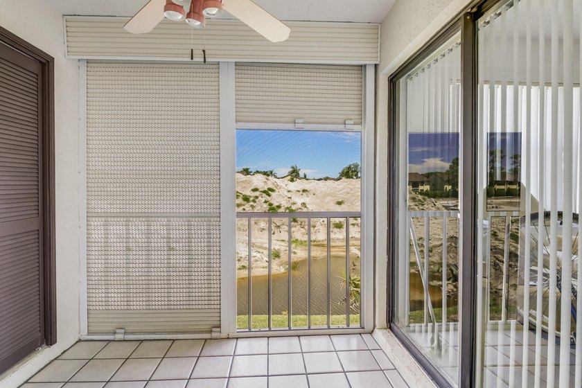 Welcome to this spacious 2-bedroom, 2-bathroom condo in a - photo 22