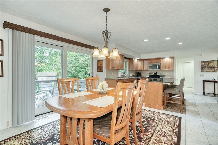 Welcome to 116 Brush Creek Drive - Greece, NY 14612! This - photo 11