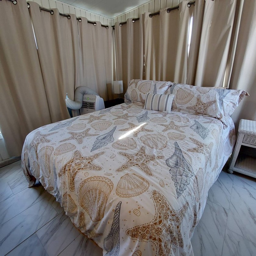 Just move into this custom home, just bring your tooth brush - photo 12