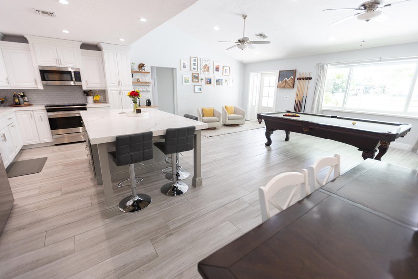 Welcome to your private acre retreat in the highly sought after - photo 15
