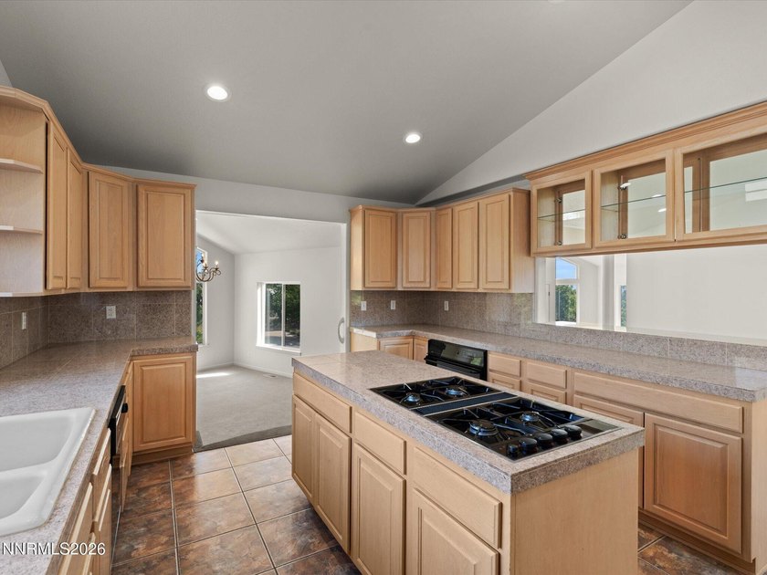Don't miss this rare opportunity to own a beautifully maintained - photo 27