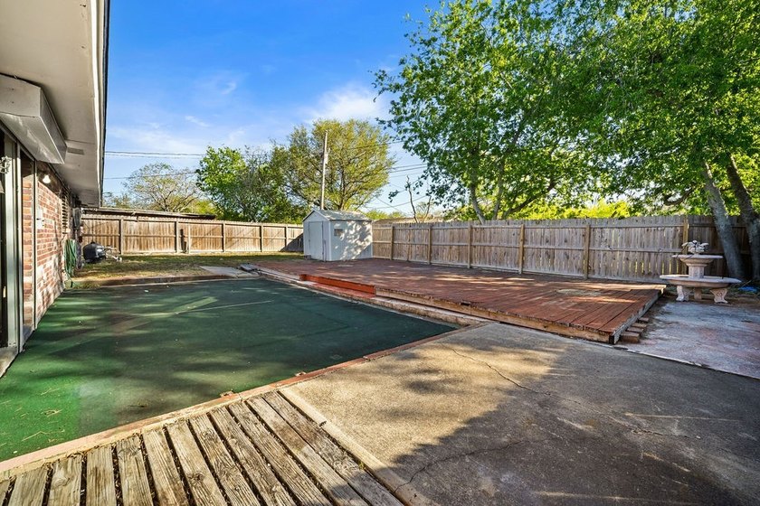 Really cute, move-in ready, 3-bedroom, 2-bath home! Recently - photo 13