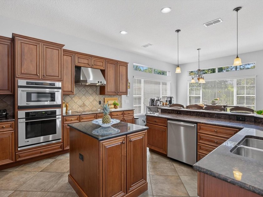 Privacy has become one of Central Florida's most sought-after - photo 22