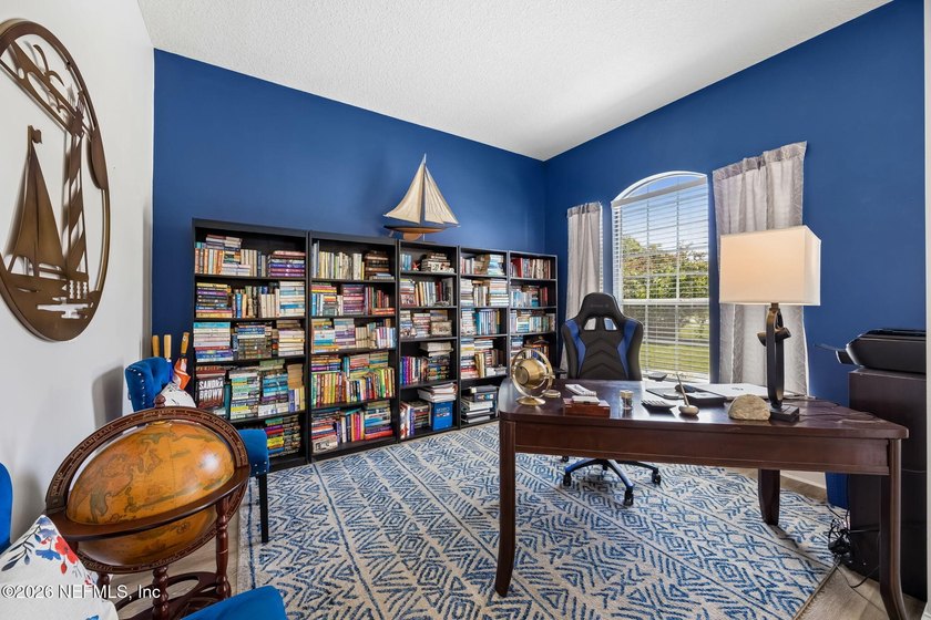 Home Sweet Home! Seller says SELL!!!!!Located in the established - photo 11