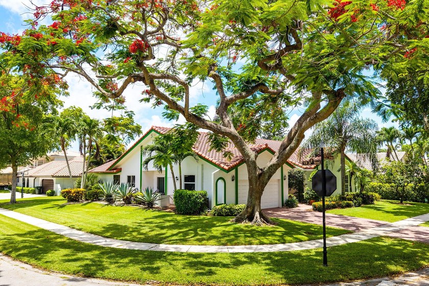 Welcome to New Floresta, one of Central Boca Raton's most - photo 17