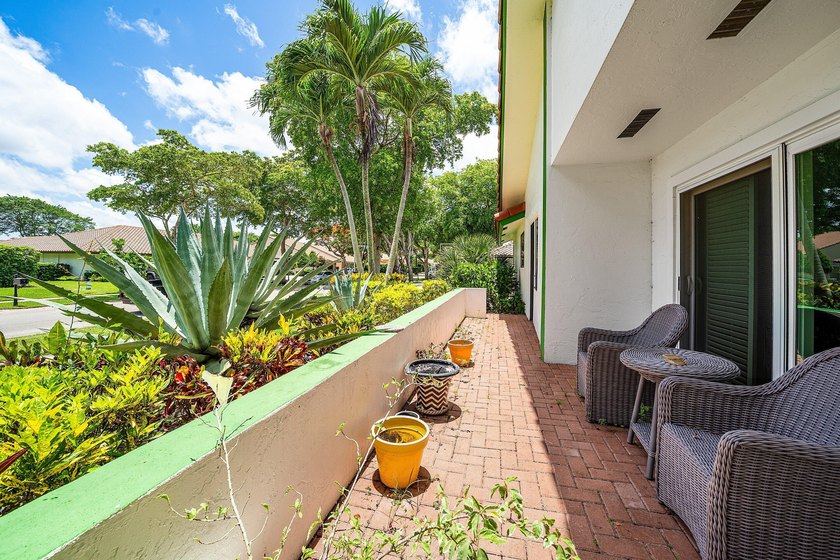 Welcome to New Floresta, one of Central Boca Raton's most - photo 18