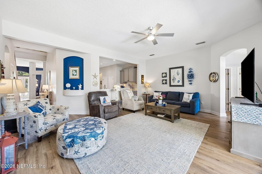 Home Sweet Home! Seller says SELL!!!!!Located in the established - photo 48