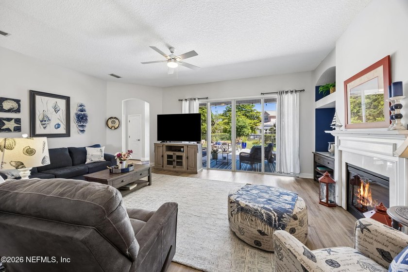 Home Sweet Home! Seller says SELL!!!!!Located in the established - photo 49
