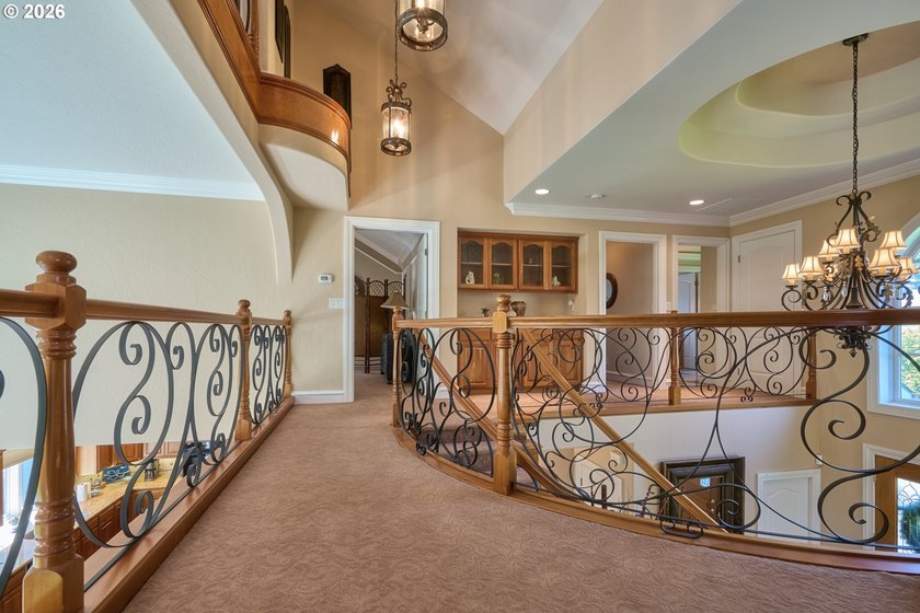 Experience the elegance of Western European design and custom - photo 38