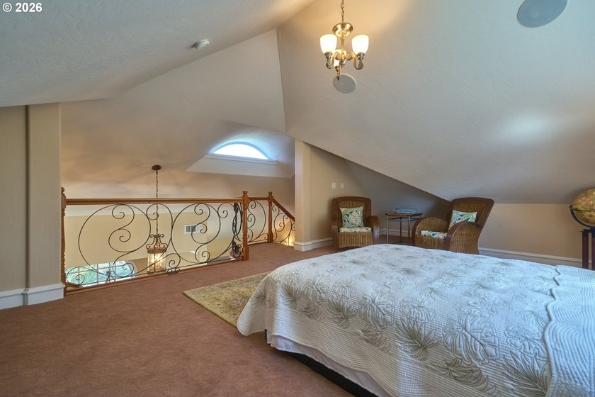 Experience the elegance of Western European design and custom - photo 43