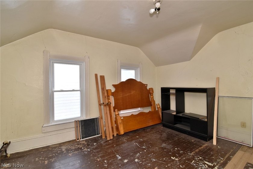 Welcome to this charming and partially updated single-family - photo 19