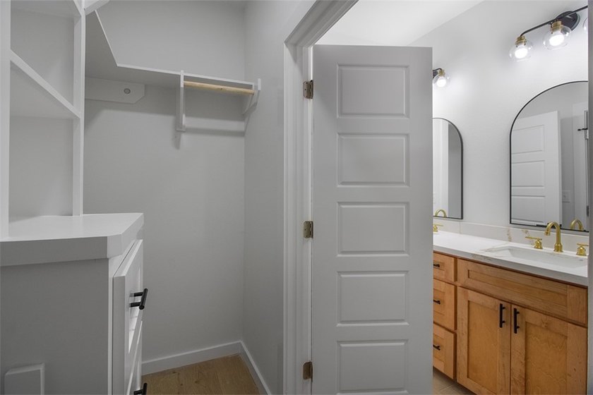 Brand-new construction on a spacious 8,755 sq ft lot in Corpus - photo 20
