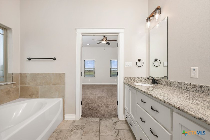 Perfectly positioned on a spacious lot in the heart of Salado - photo 22
