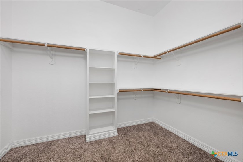 Perfectly positioned on a spacious lot in the heart of Salado - photo 23