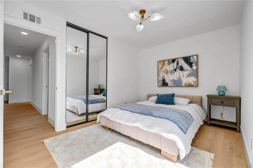 Located in the highly desirable South Coast Metro / Sandpointe - photo 28