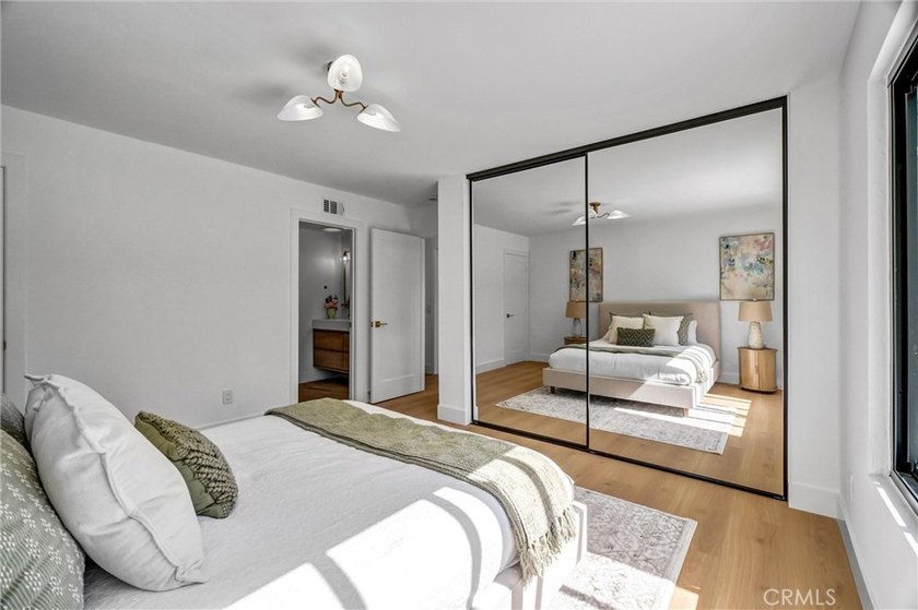 Located in the highly desirable South Coast Metro / Sandpointe - photo 32