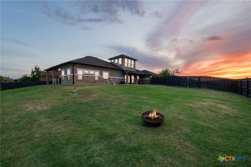 Perfectly positioned on a spacious lot in the heart of Salado - photo 38