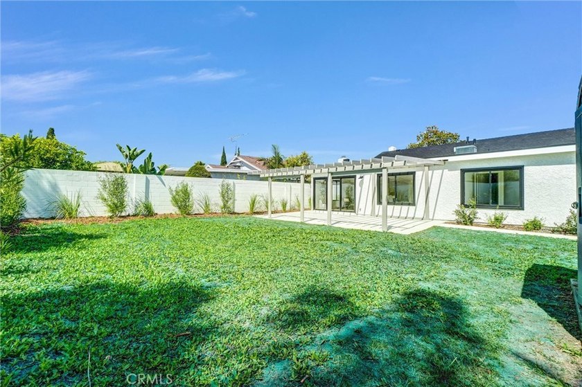 Located in the highly desirable South Coast Metro / Sandpointe - photo 39