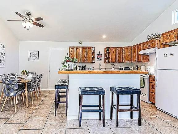 A rare gem, two completely remodeled elegant permitted home with - photo 5