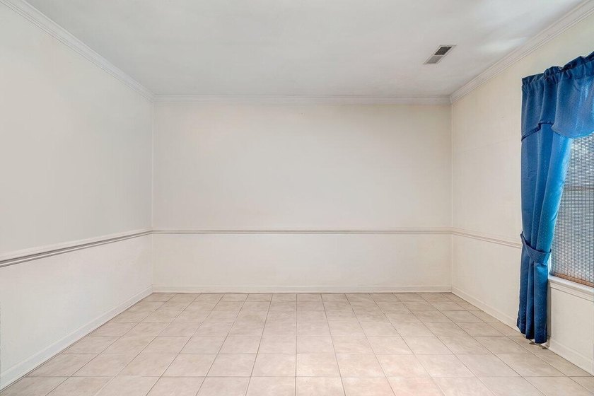 Enjoy the ease of one-level living in this well-maintained - photo 14